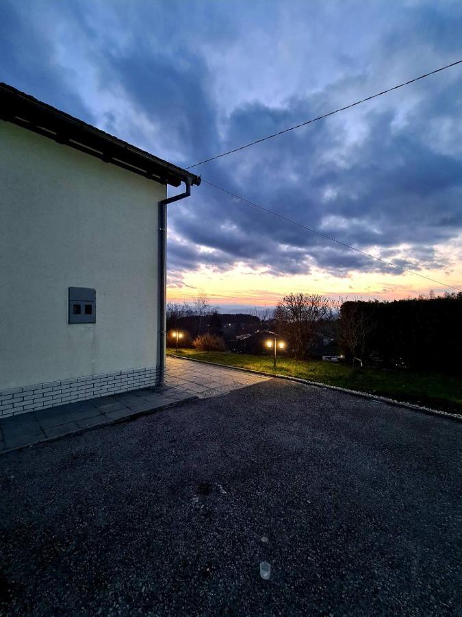 Holiday Home Green Sarajevo Extérieur photo