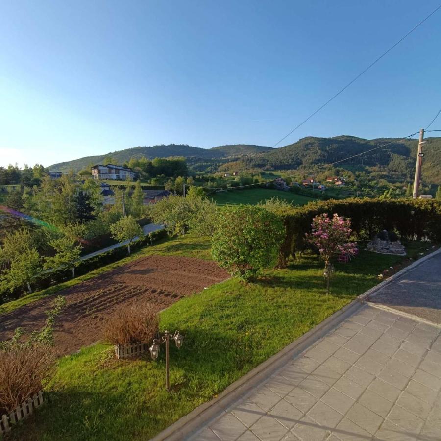 Holiday Home Green Sarajevo Extérieur photo