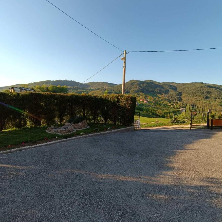 Holiday Home Green Sarajevo Extérieur photo