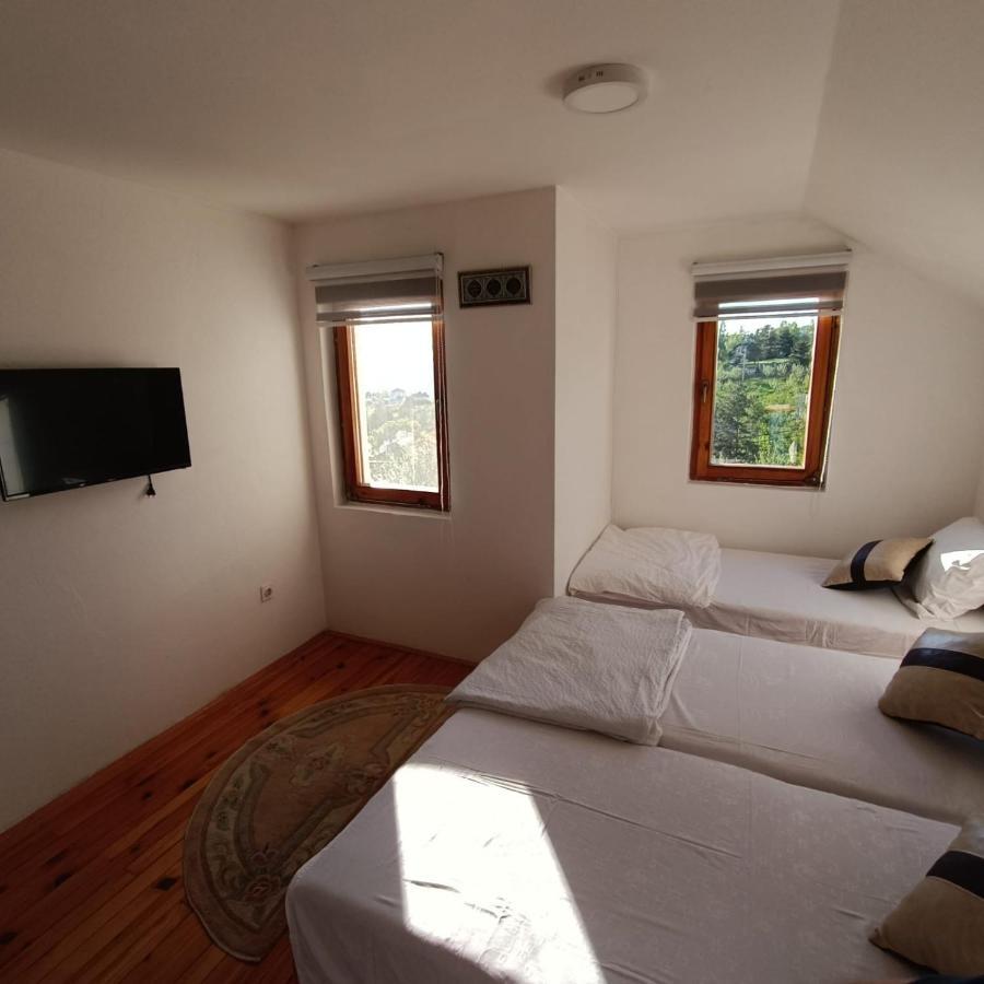 Holiday Home Green Sarajevo Extérieur photo