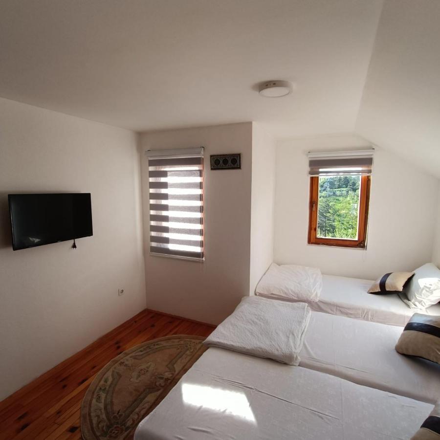 Holiday Home Green Sarajevo Extérieur photo